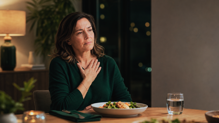 Perimenopause acid reflux: why heartburn arrives after 40 and what the evidence supports